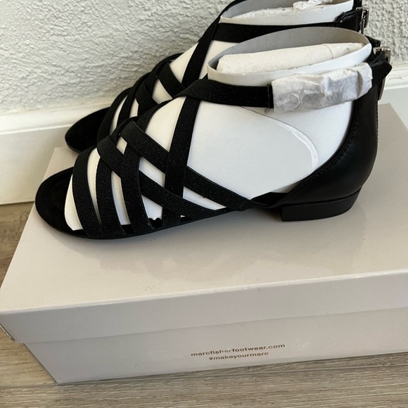 MARC Fisher Strappy Sandal Black, Size 7 - Picture 4 of 5